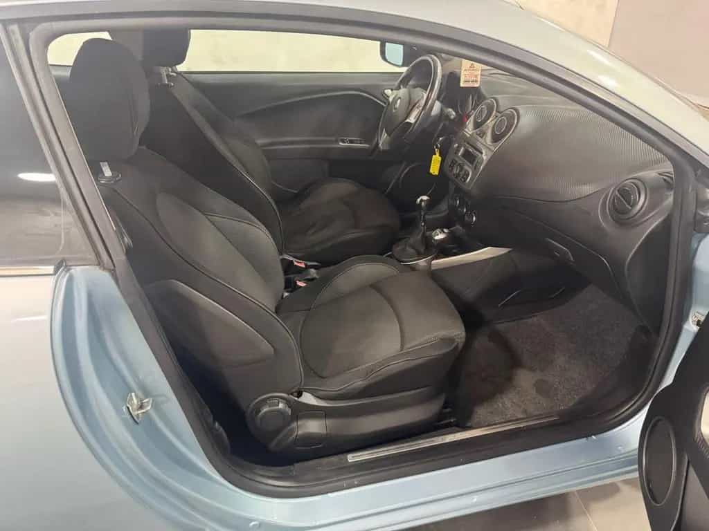Alfa Romeo MiTo 1.6 JTDm 16V Distinctive Sport P 12/2009-photo-8