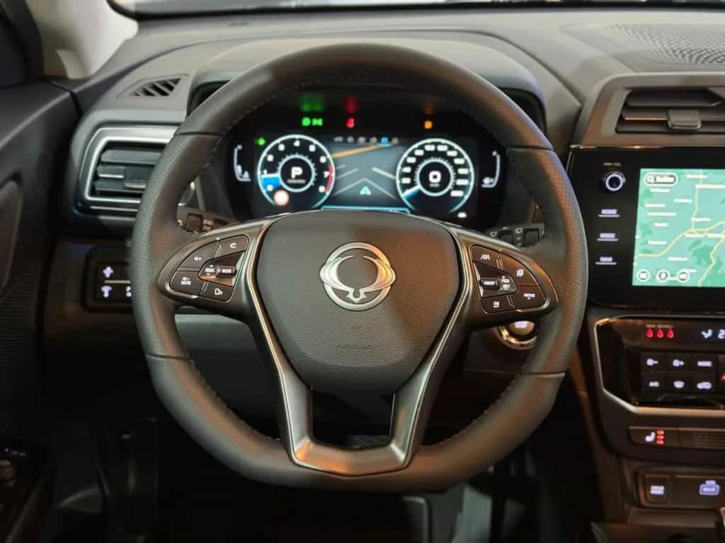 KGM Tivoli Nomad Plus +Leder+LED+SHZ+LenkradHZ null-photo-18