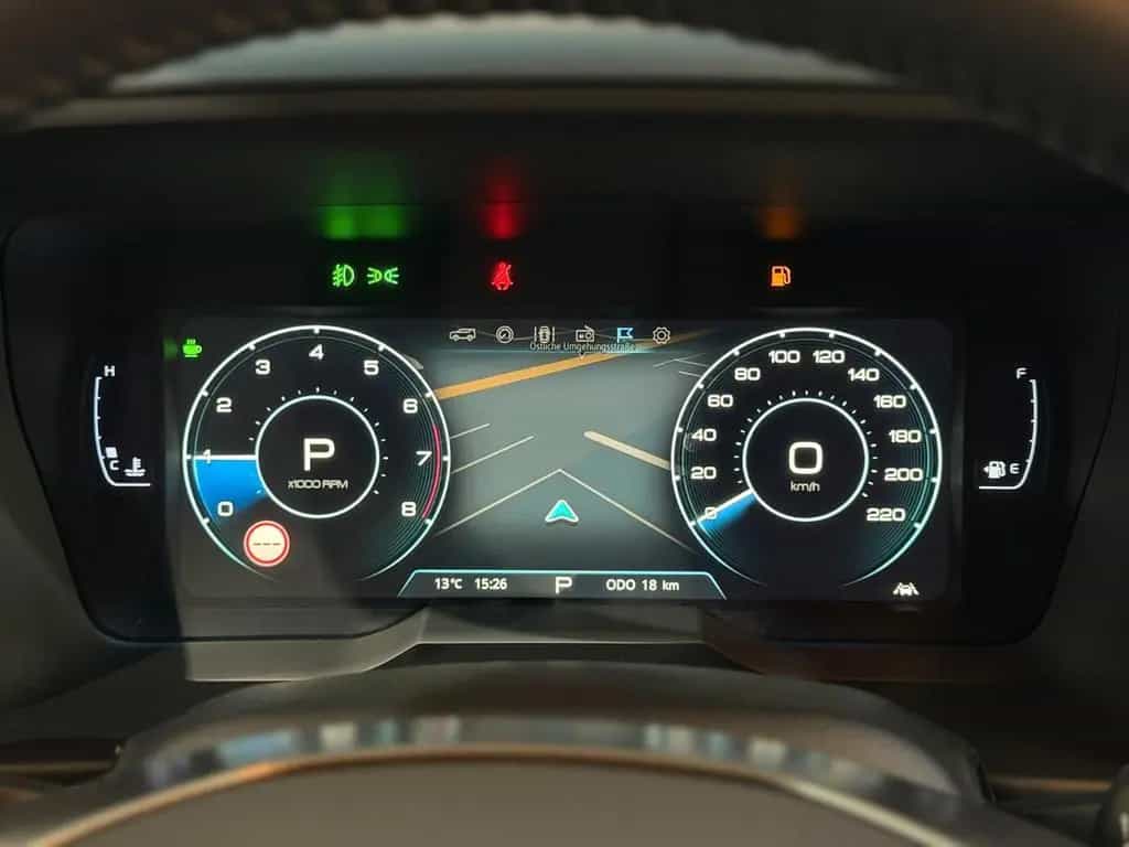KGM Tivoli Nomad Plus +Leder+LED+SHZ+LenkradHZ null-photo-19