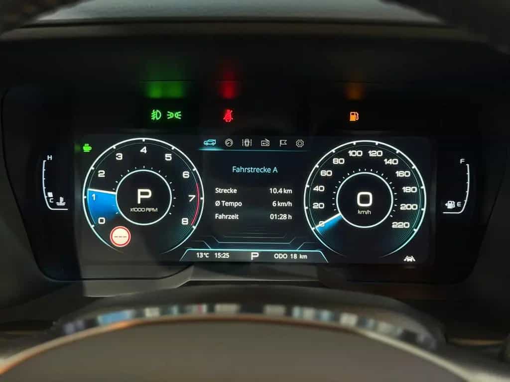 KGM Tivoli Nomad Plus +Leder+LED+SHZ+LenkradHZ null-photo-20