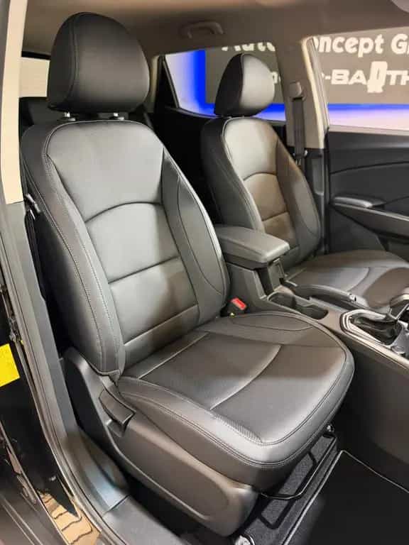 KGM Tivoli Nomad Plus +Leder+LED+SHZ+LenkradHZ null-photo-29