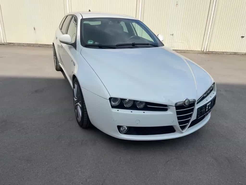 Alfa Romeo 159 Alfa romeo 159 2.0 jTDM 16V Turismo TI 19 zoll 10/2012-photo-3