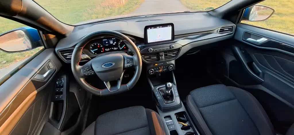 Ford Focus 1.5 ST-Line*Navi*RFK*PDC/PA*B&O*SHZ/LHZ*WR 10/2019-photo-10