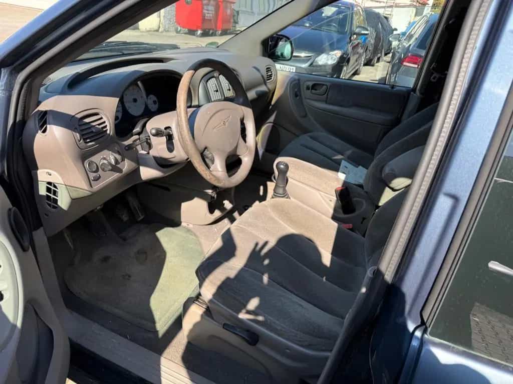 Chrysler Grand Voyager SE 2.4 SE 03/2002-photo-10