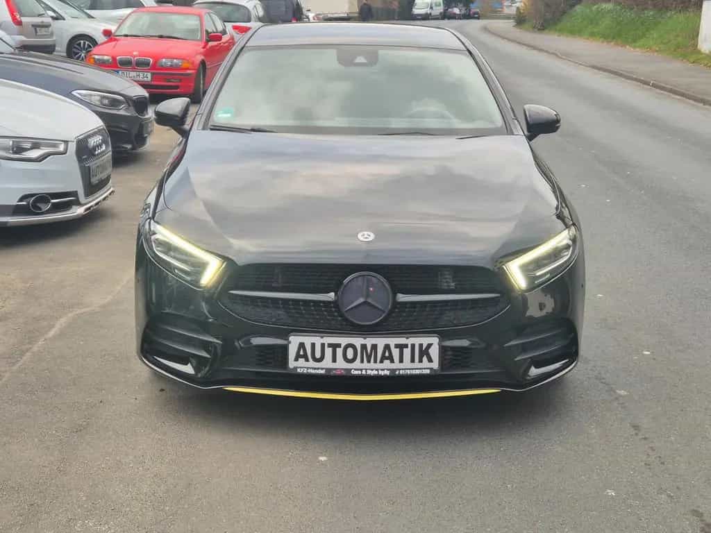 Mercedes-Benz A-Class 250 Edition 1 Night-Paket/Multi LED/2.Ha/Gar./ 11/2018-photo-17