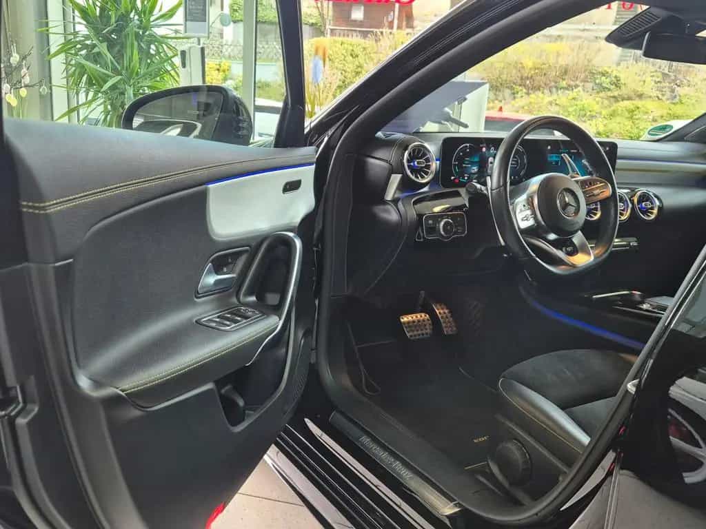 Mercedes-Benz A-Class 250 Edition 1 Night-Paket/Multi LED/2.Ha/Gar./ 11/2018-photo-20