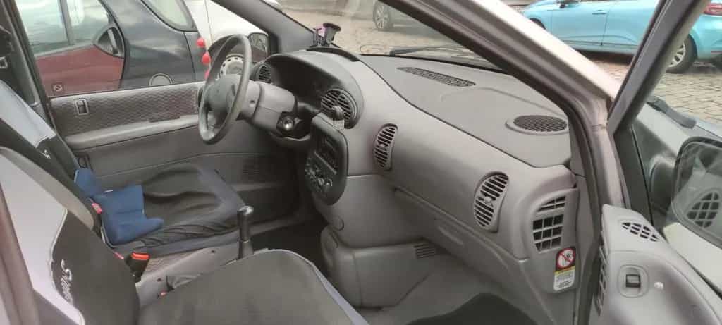 Chrysler Voyager Family Comfort 2.4 Family Comfort 01/2000-photo-8