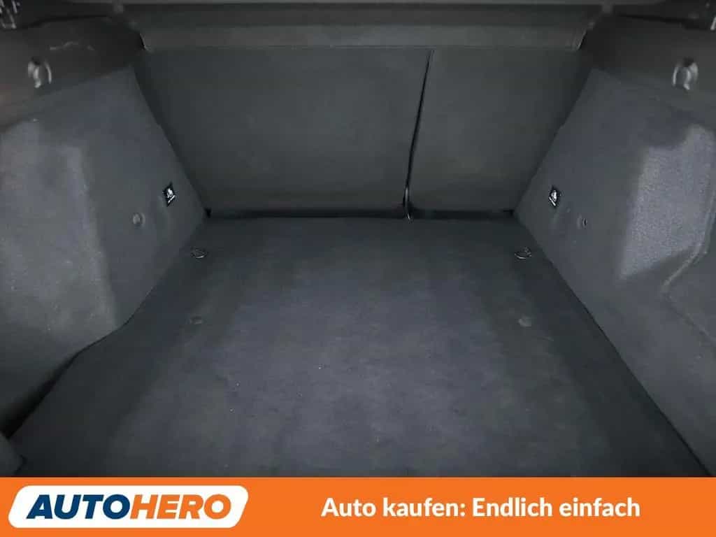 Dacia Duster 1.6 SCe Prestige *NAVI*CAM*TEMPO*SHZ*ALU* 12/2019-photo-17