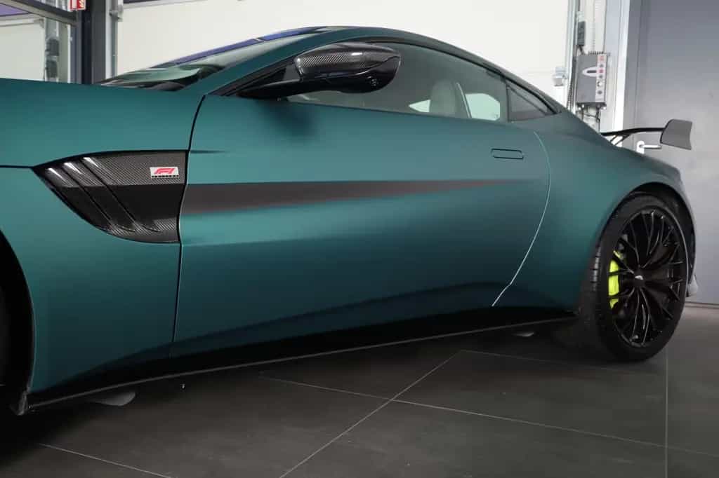 Aston Martin V8 Vantage F1 SONDERMODELL 1.H 07/2023-photo-11