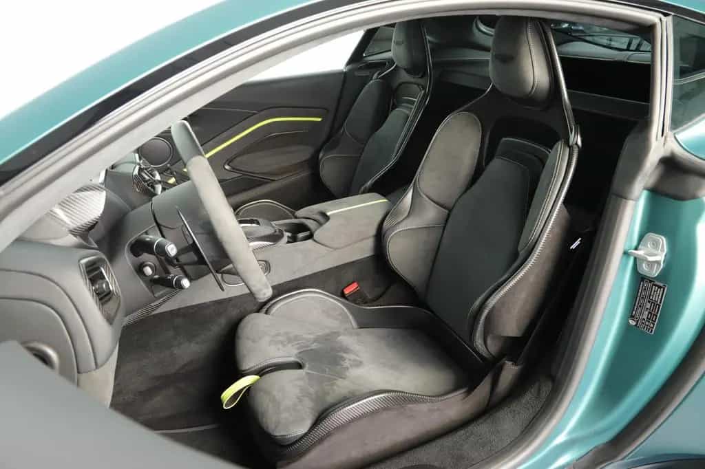 Aston Martin V8 Vantage F1 SONDERMODELL 1.H 07/2023-photo-18