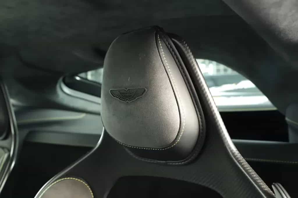 Aston Martin V8 Vantage F1 SONDERMODELL 1.H 07/2023-photo-19