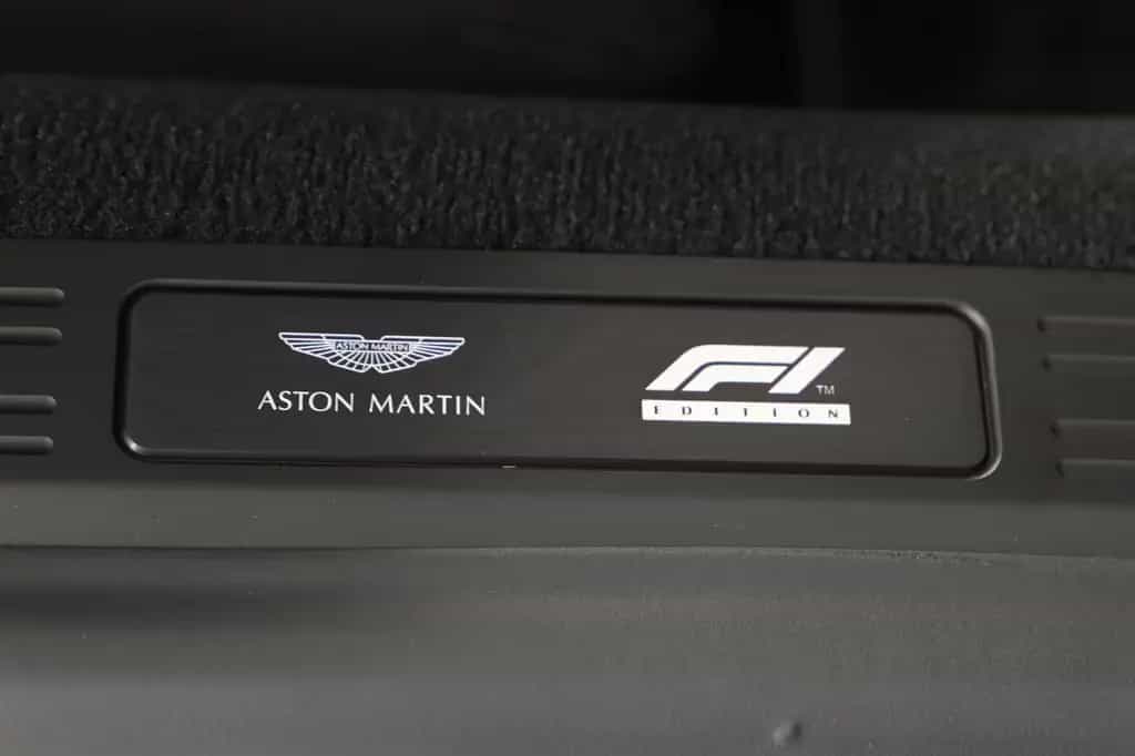 Aston Martin V8 Vantage F1 SONDERMODELL 1.H 07/2023-photo-37