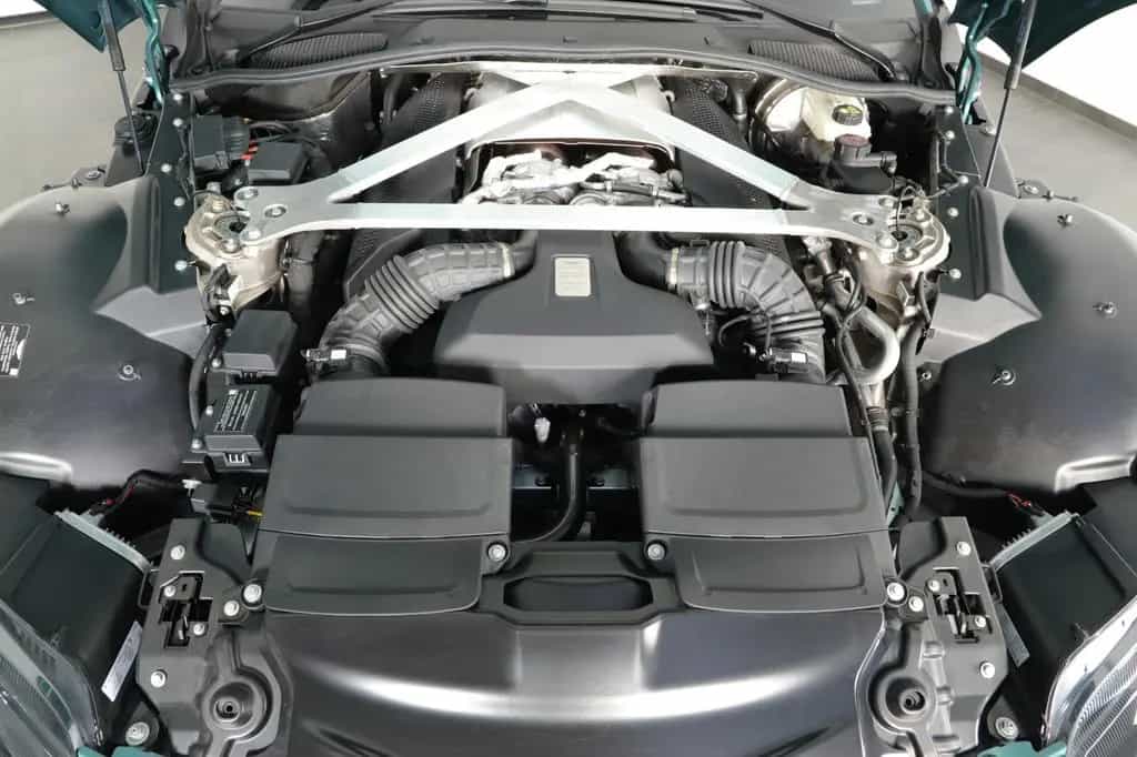 Aston Martin V8 Vantage F1 SONDERMODELL 1.H 07/2023-photo-44