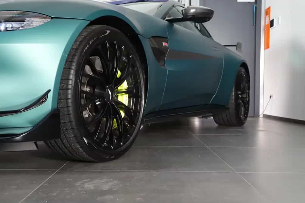 Aston Martin V8 Vantage F1 SONDERMODELL 1.H 07/2023-photo-8