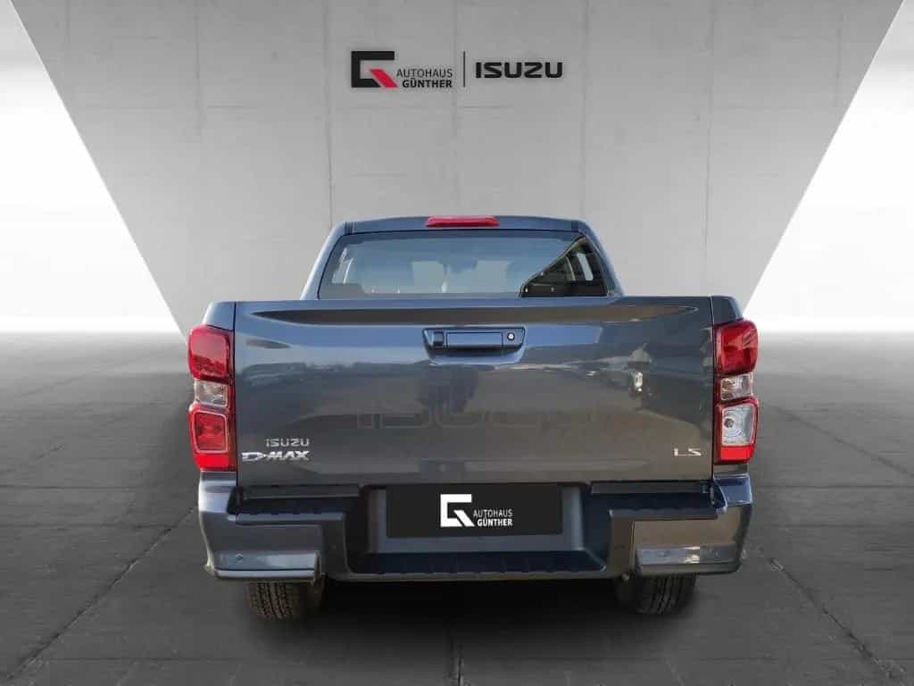 Isuzu D-Max Double Cab 4x4 LS 163PS Automatik/Winter/R null-photo-2