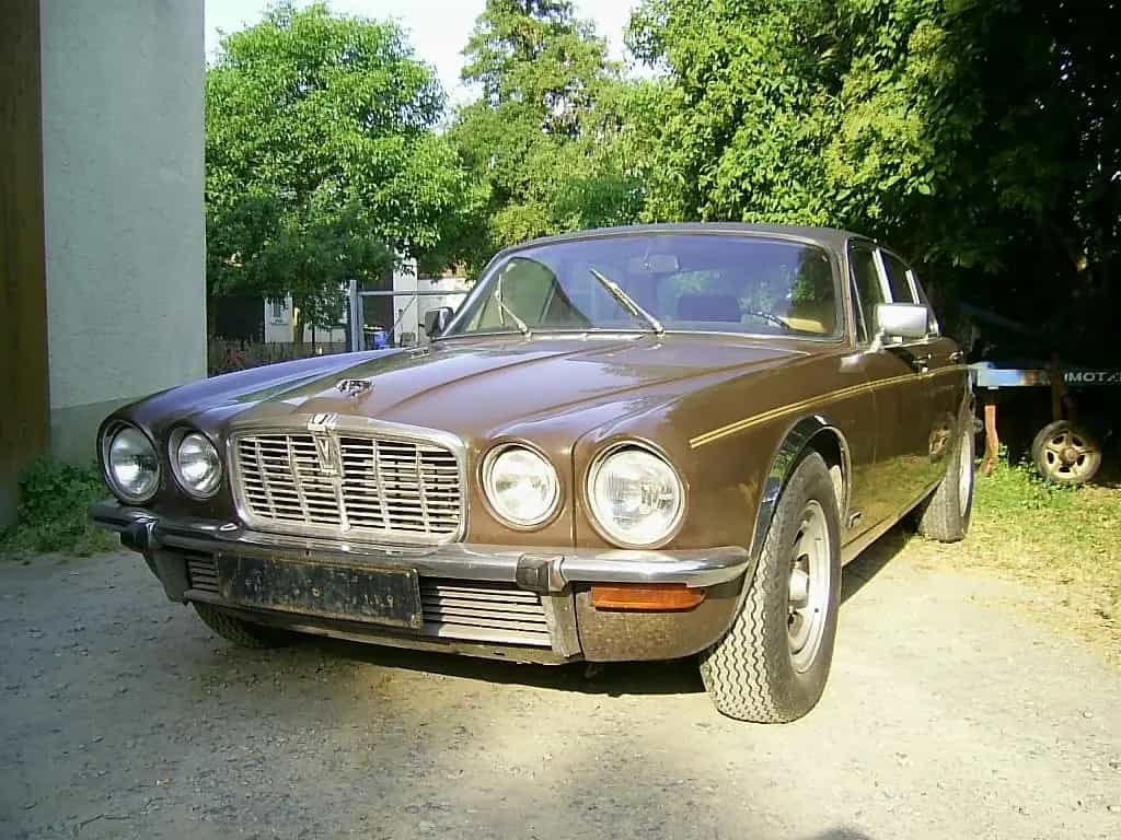 Jaguar XJ12 5.3 V12 Serie 2 LWB (Langversion) 01/1979-photo-0