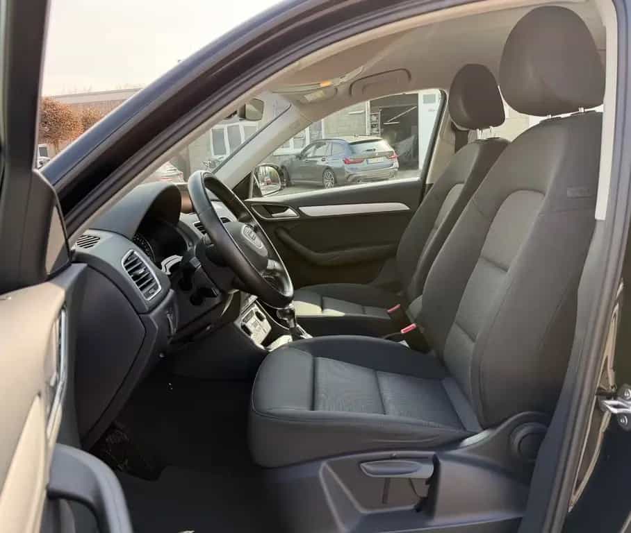 Audi Q3 /DSG/Navi/AHK/150PS 06/2017-photo-10