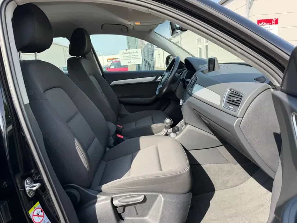 Audi Q3 /DSG/Navi/AHK/150PS 06/2017-photo-14
