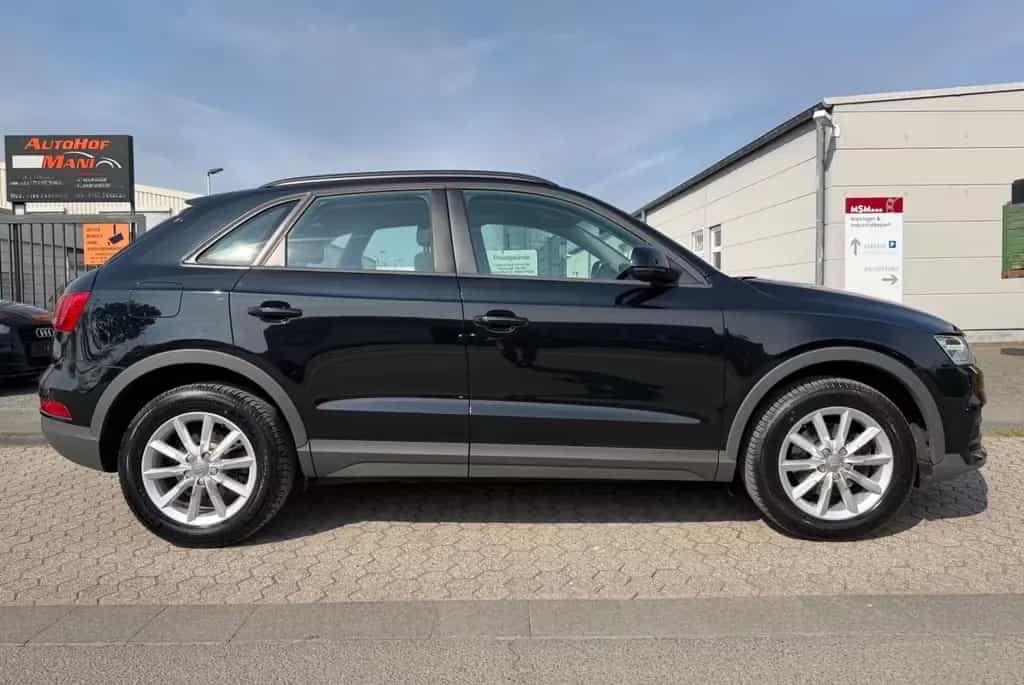 Audi Q3 /DSG/Navi/AHK/150PS 06/2017-photo-3