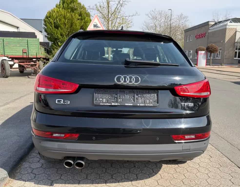 Audi Q3 /DSG/Navi/AHK/150PS 06/2017-photo-5