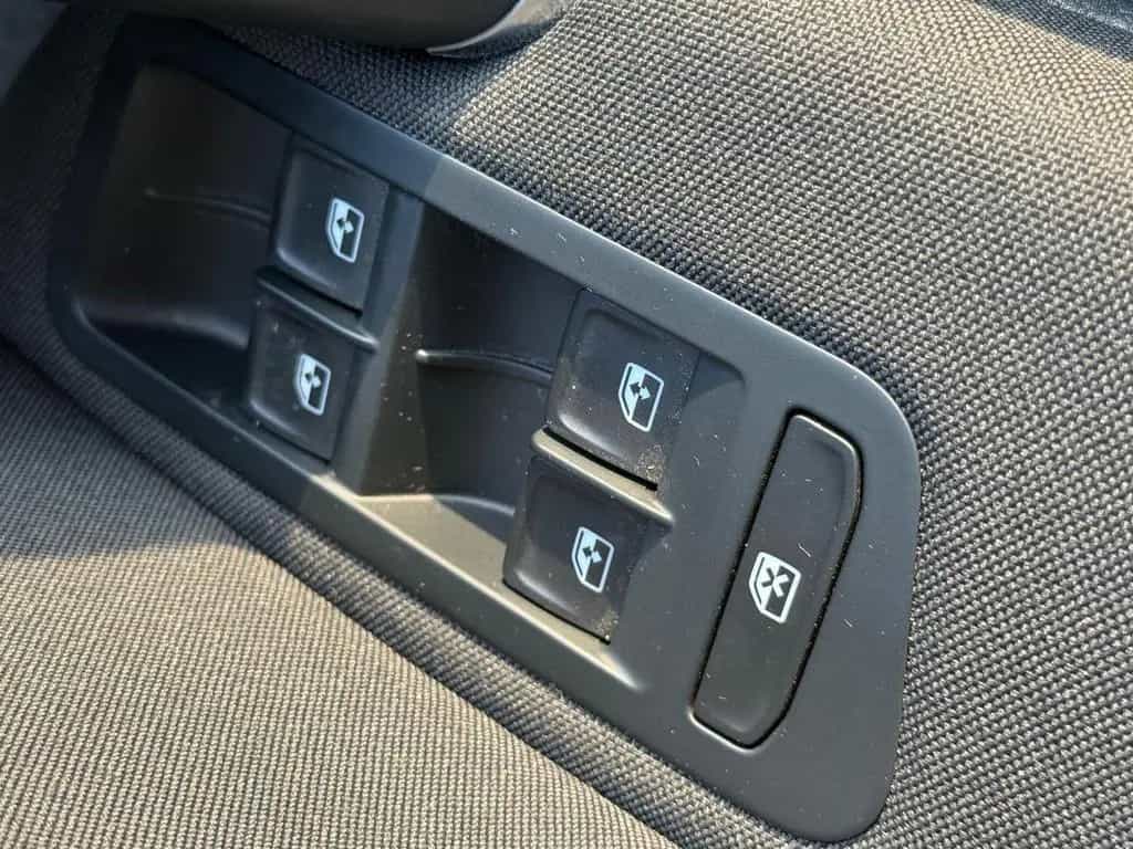 Volkswagen Golf 1.5 16V DSG Kombi Cam ACC APP Connect 07/2019-photo-19