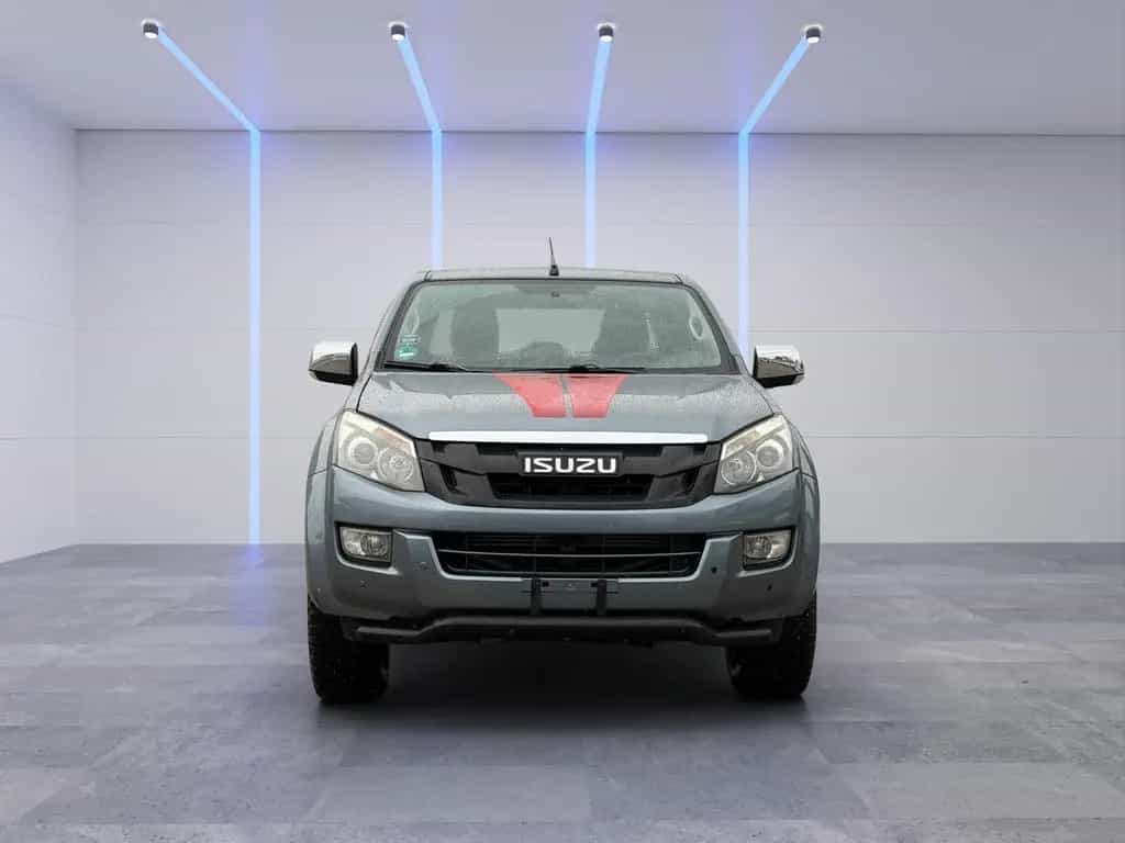Isuzu D-Max Double Cab 4WD LEDER/KAMERA/SCHECKHEFT/ 01/2014-photo-7