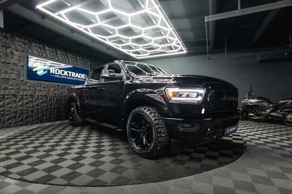 Dodge RAM 5.7 V8 HEMI 4x4 OFFROAD BLACK EDITION *19% 01/2020-photo-9