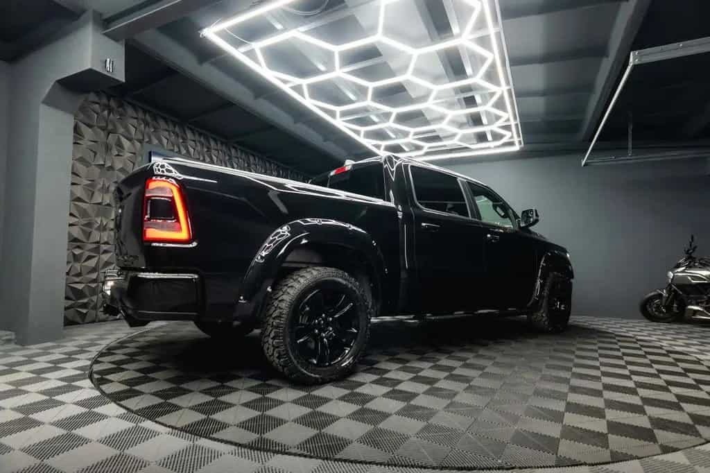 Dodge RAM 5.7 V8 HEMI 4x4 OFFROAD BLACK EDITION *19% 01/2020-photo-14