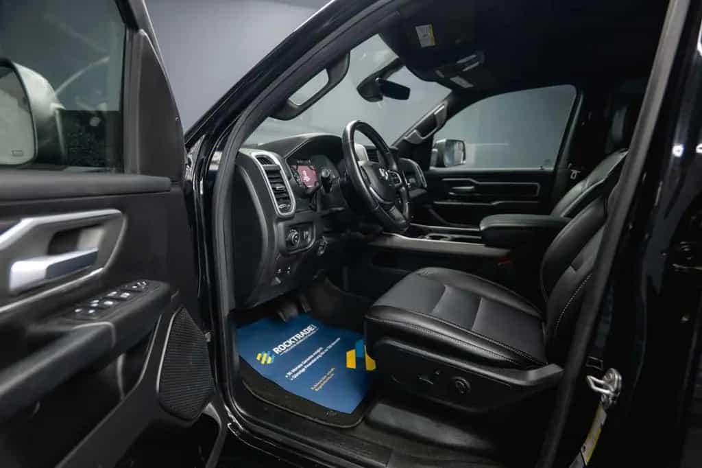Dodge RAM 5.7 V8 HEMI 4x4 OFFROAD BLACK EDITION *19% 01/2020-photo-32
