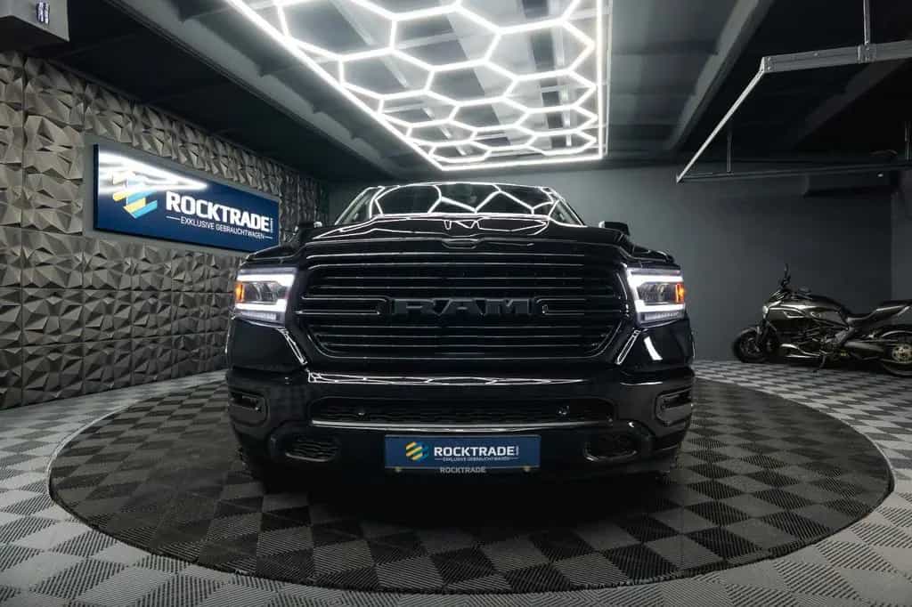 Dodge RAM 5.7 V8 HEMI 4x4 OFFROAD BLACK EDITION *19% 01/2020-photo-5