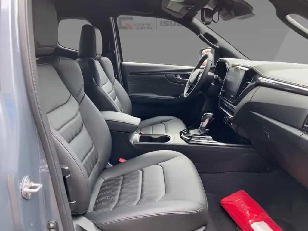 Isuzu D-Max V-CROSS SpaceCab 4WD 163PS Autom./Winter/L null-photo-10
