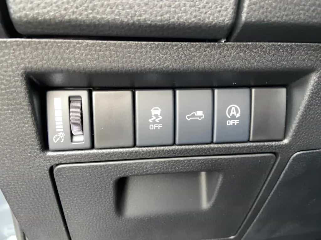 Isuzu D-Max V-CROSS SpaceCab 4WD 163PS Autom./Winter/L null-photo-19