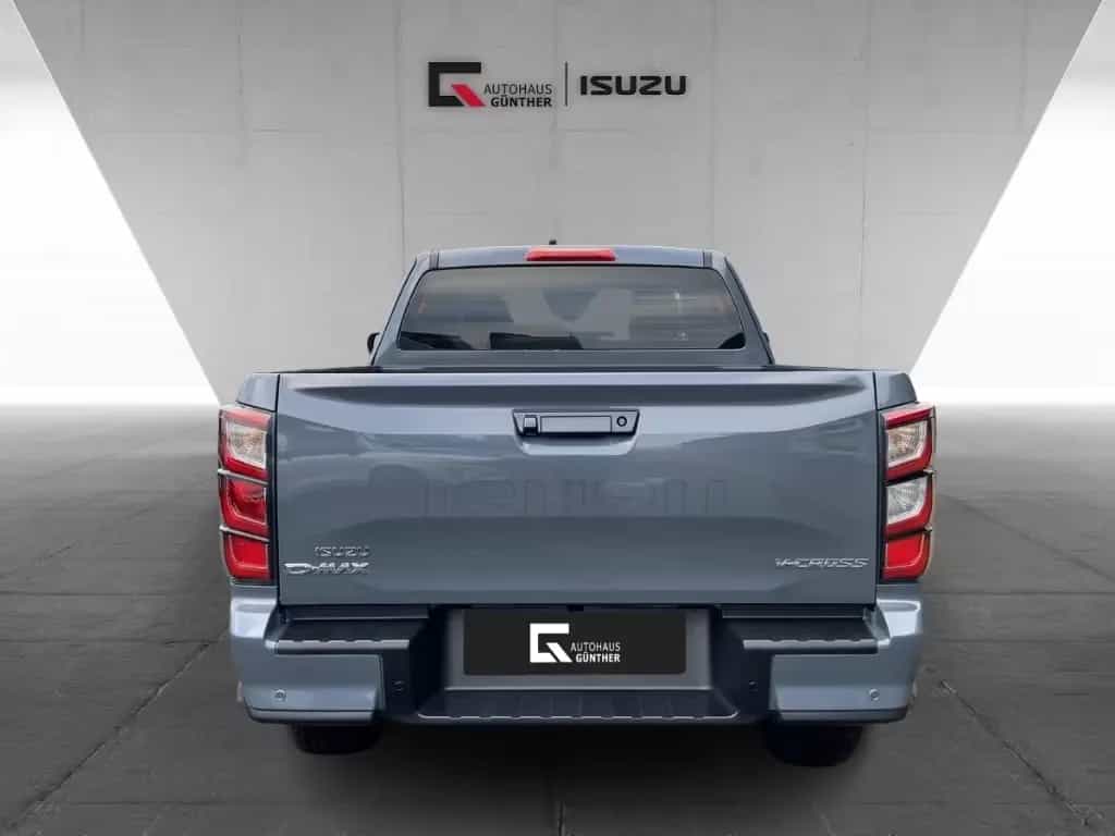 Isuzu D-Max V-CROSS SpaceCab 4WD 163PS Autom./Winter/L null-photo-3