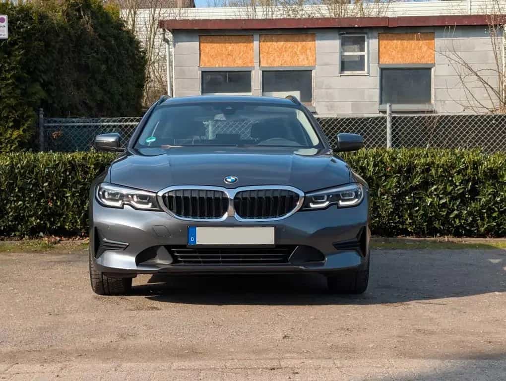 BMW 320 d xDrive Advantage + Live Cockpit LED SHZ KAM 02/2020-photo-1