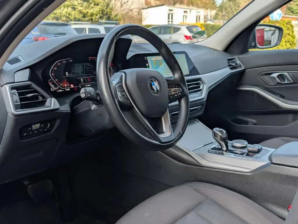 BMW 320 d xDrive Advantage + Live Cockpit LED SHZ KAM 02/2020-photo-16
