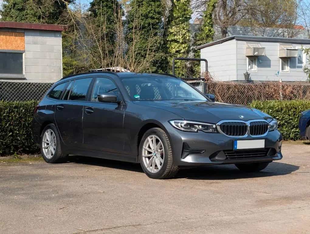 BMW 320 d xDrive Advantage + Live Cockpit LED SHZ KAM 02/2020-photo-2