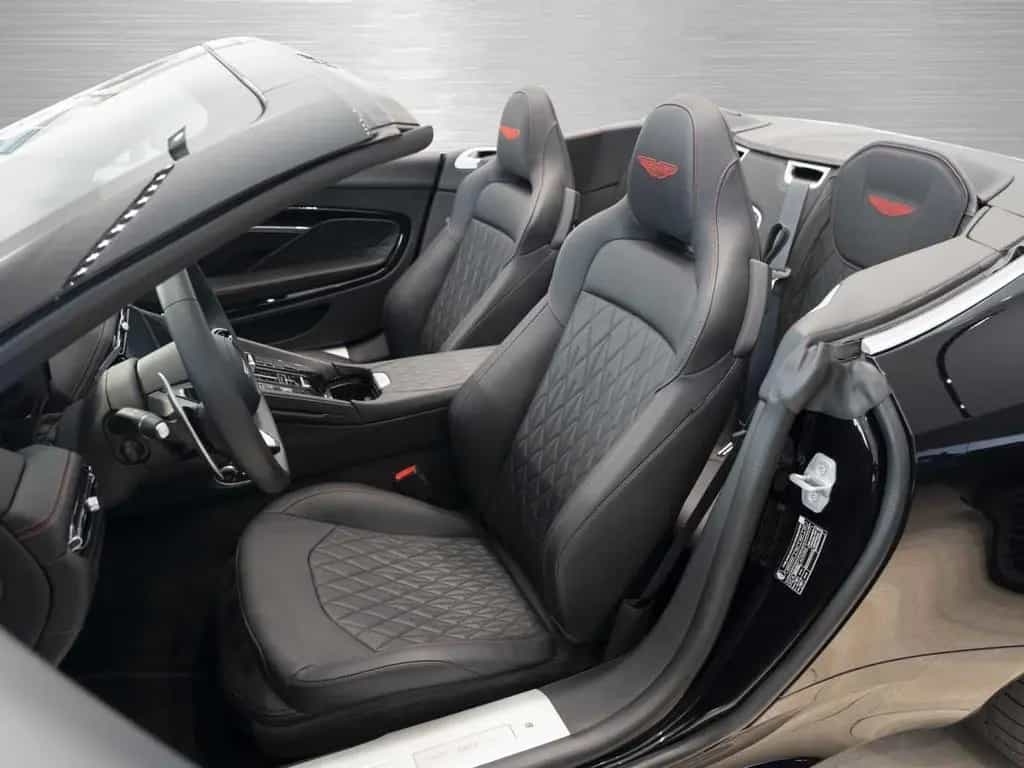 Aston Martin DB12 V8 Volante null-photo-11