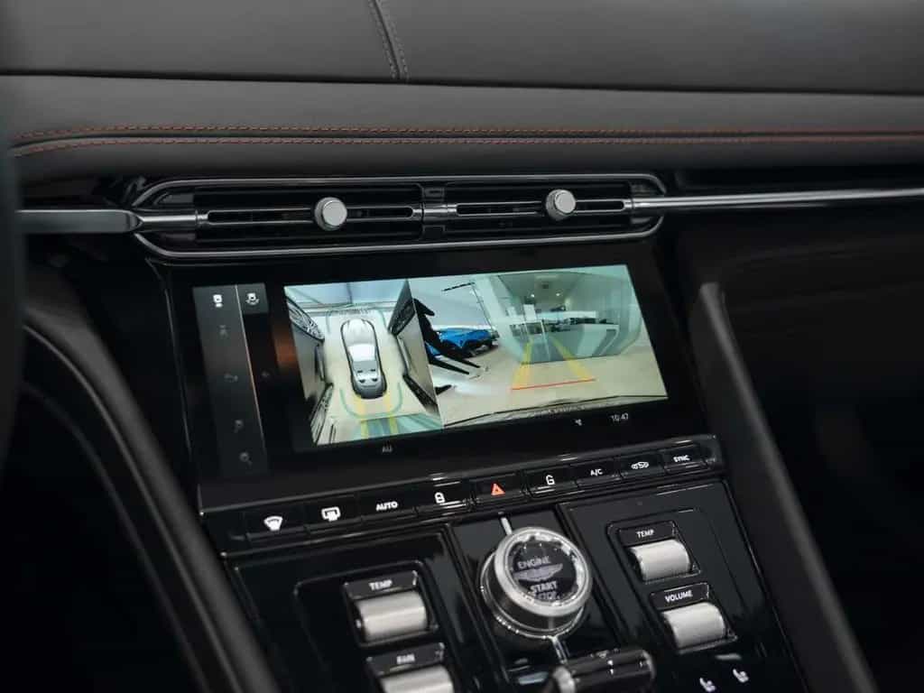 Aston Martin DB12 V8 Volante null-photo-9