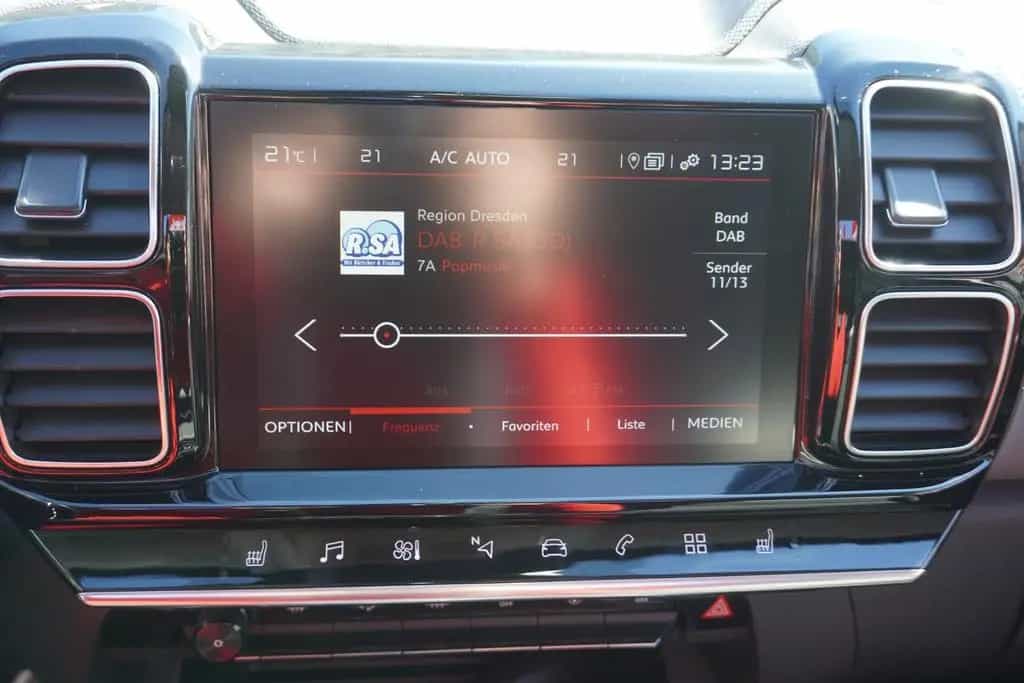 Citroën C5 Aircross 1.2 LED Navi ACC AHK Totwinkel SHZ 06/2020-photo-17