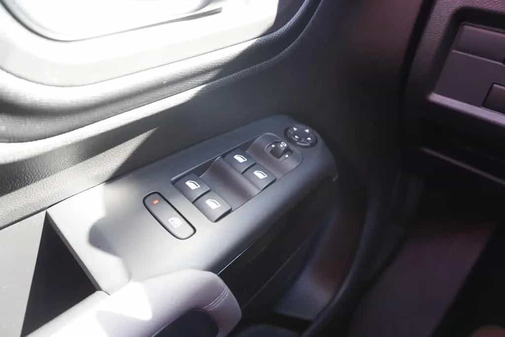 Citroën C5 Aircross 1.2 LED Navi ACC AHK Totwinkel SHZ 06/2020-photo-28