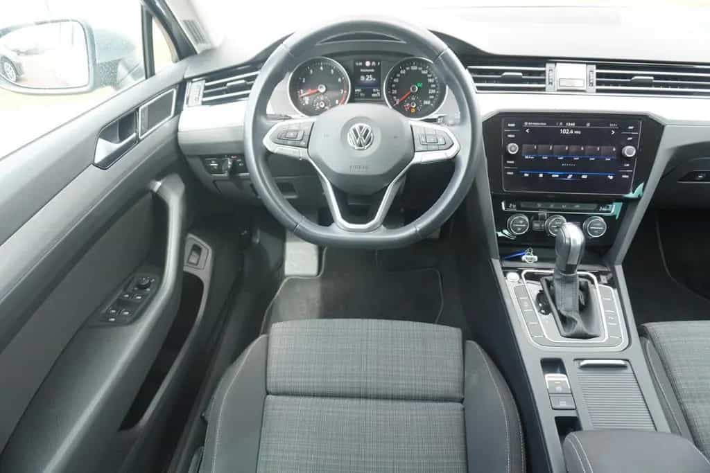 Volkswagen Passat Variant 1.5 TSI DSG Business LED ACC Navi 06/2020-photo-13