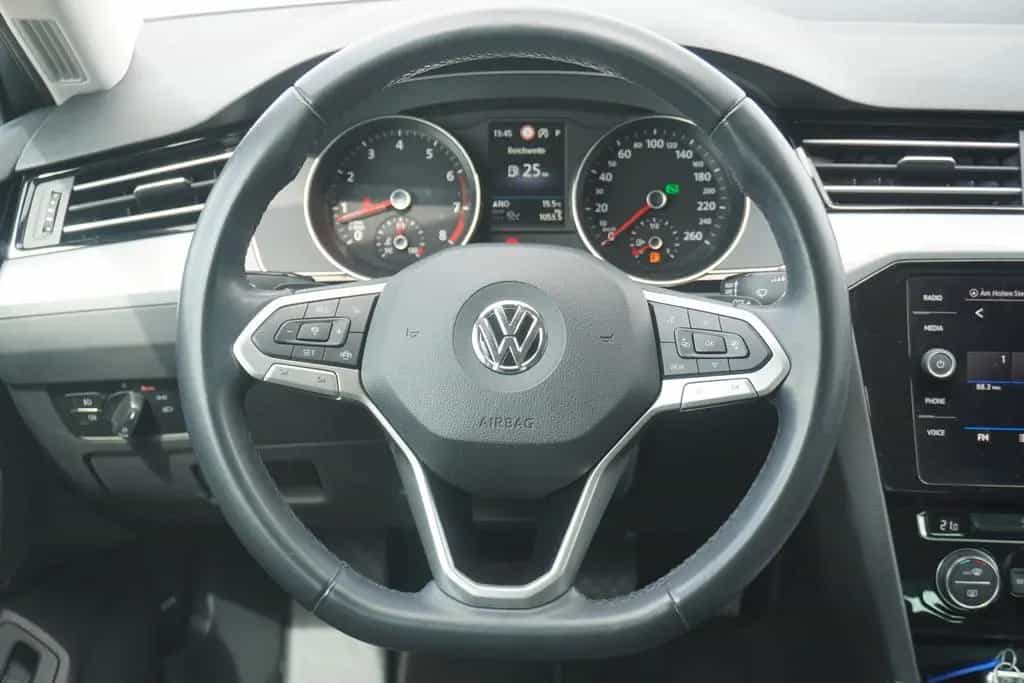 Volkswagen Passat Variant 1.5 TSI DSG Business LED ACC Navi 06/2020-photo-18
