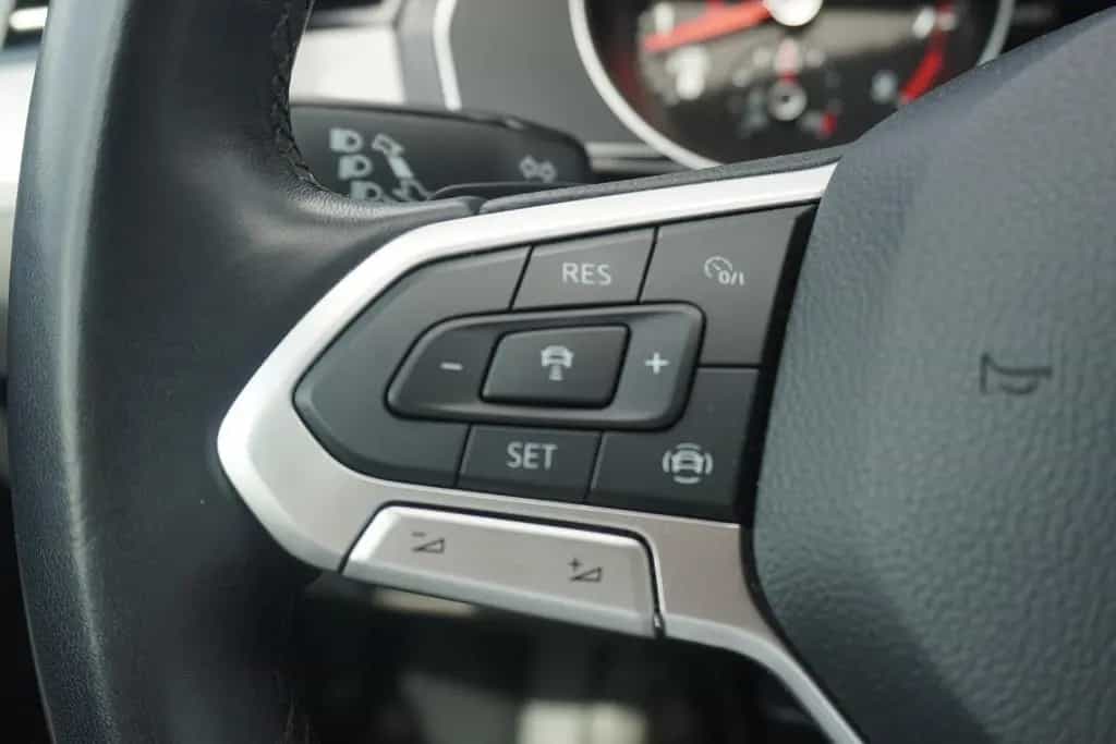 Volkswagen Passat Variant 1.5 TSI DSG Business LED ACC Navi 06/2020-photo-23