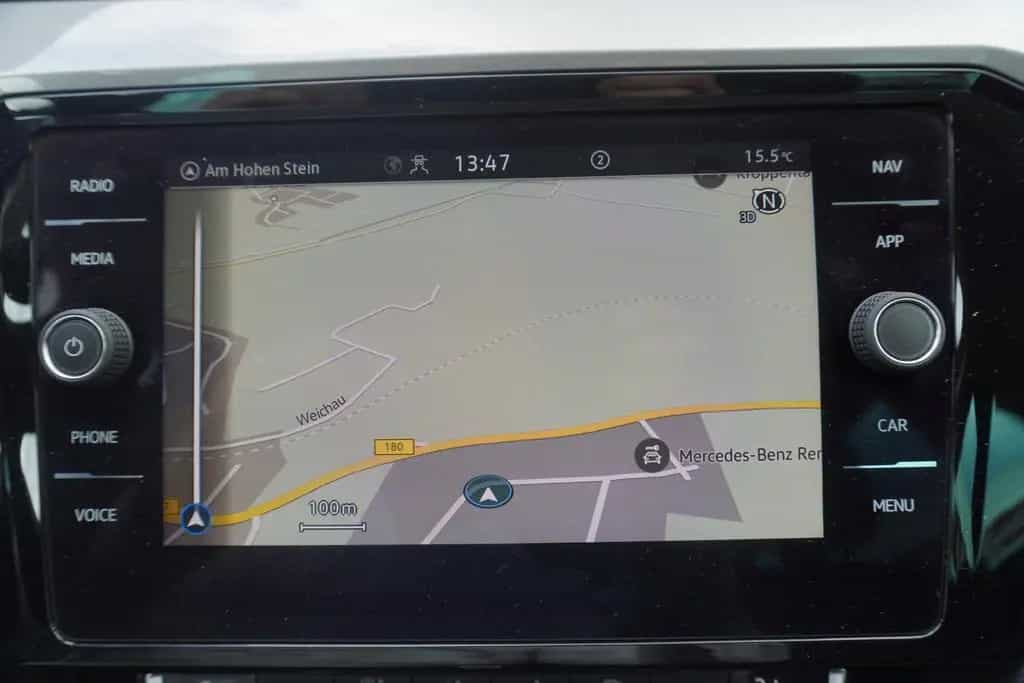 Volkswagen Passat Variant 1.5 TSI DSG Business LED ACC Navi 06/2020-photo-29