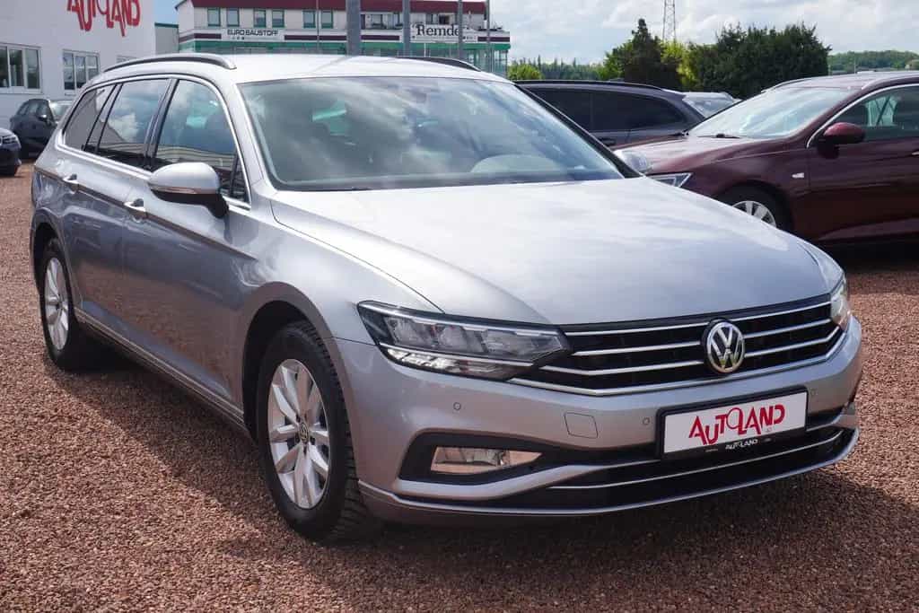 Volkswagen Passat Variant 1.5 TSI DSG Business LED ACC Navi 06/2020-photo-3