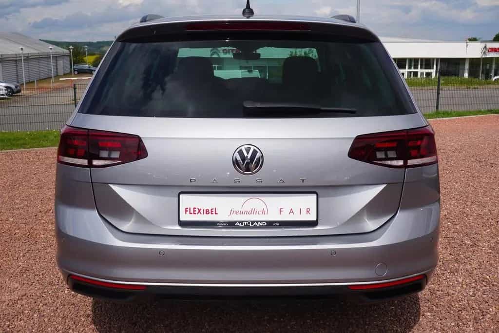 Volkswagen Passat Variant 1.5 TSI DSG Business LED ACC Navi 06/2020-photo-5
