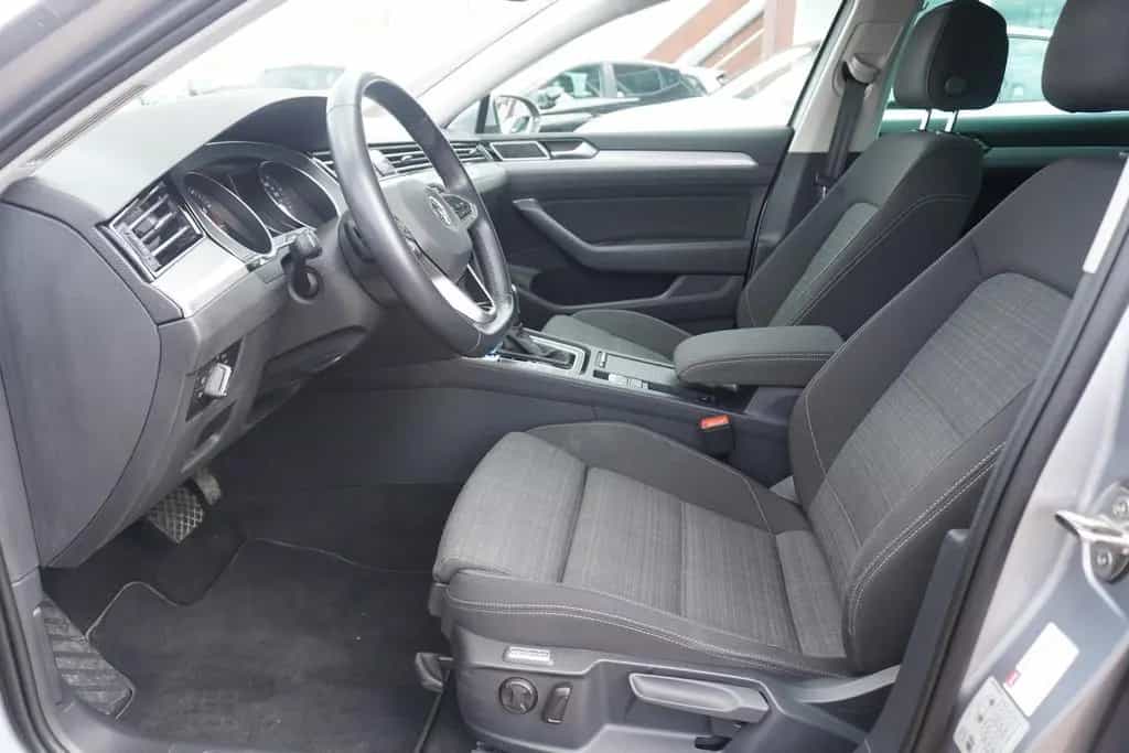 Volkswagen Passat Variant 1.5 TSI DSG Business LED ACC Navi 06/2020-photo-8