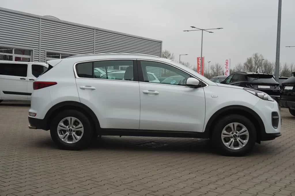 Kia Sportage 1.6 Edition 7 2WD Tempomat Sitzheizung 11/2017-photo-4