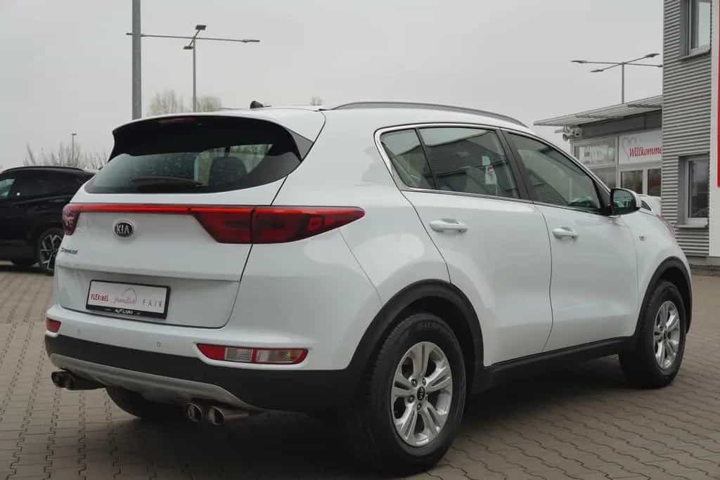 Kia Sportage 1.6 Edition 7 2WD Tempomat Sitzheizung 11/2017-photo-5