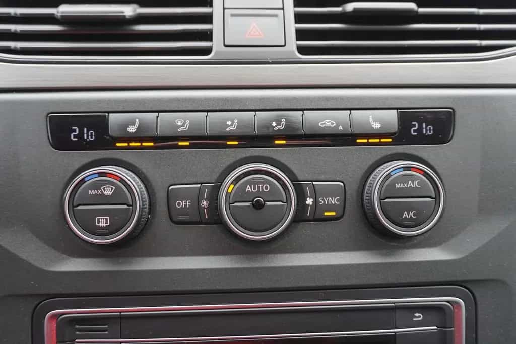 Volkswagen Caddy 1.4 16V TSI Bluetooth USB AUX 12/2019-photo-11